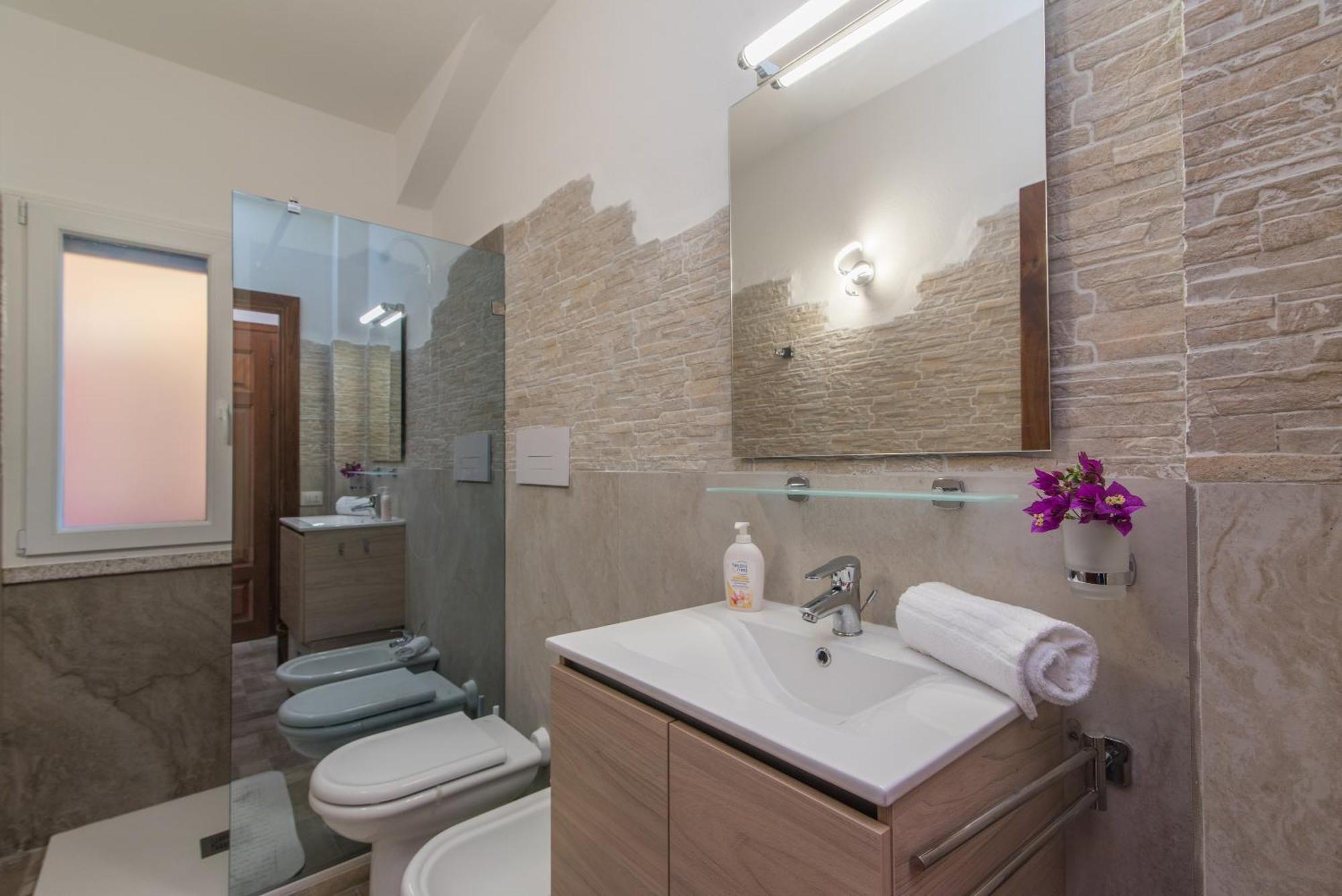 - Aliterno V5 Apartment Olbia